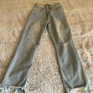 Fashion Nova  light denim wash